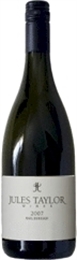 JULES TAYLOR PINOT NOIR 2010